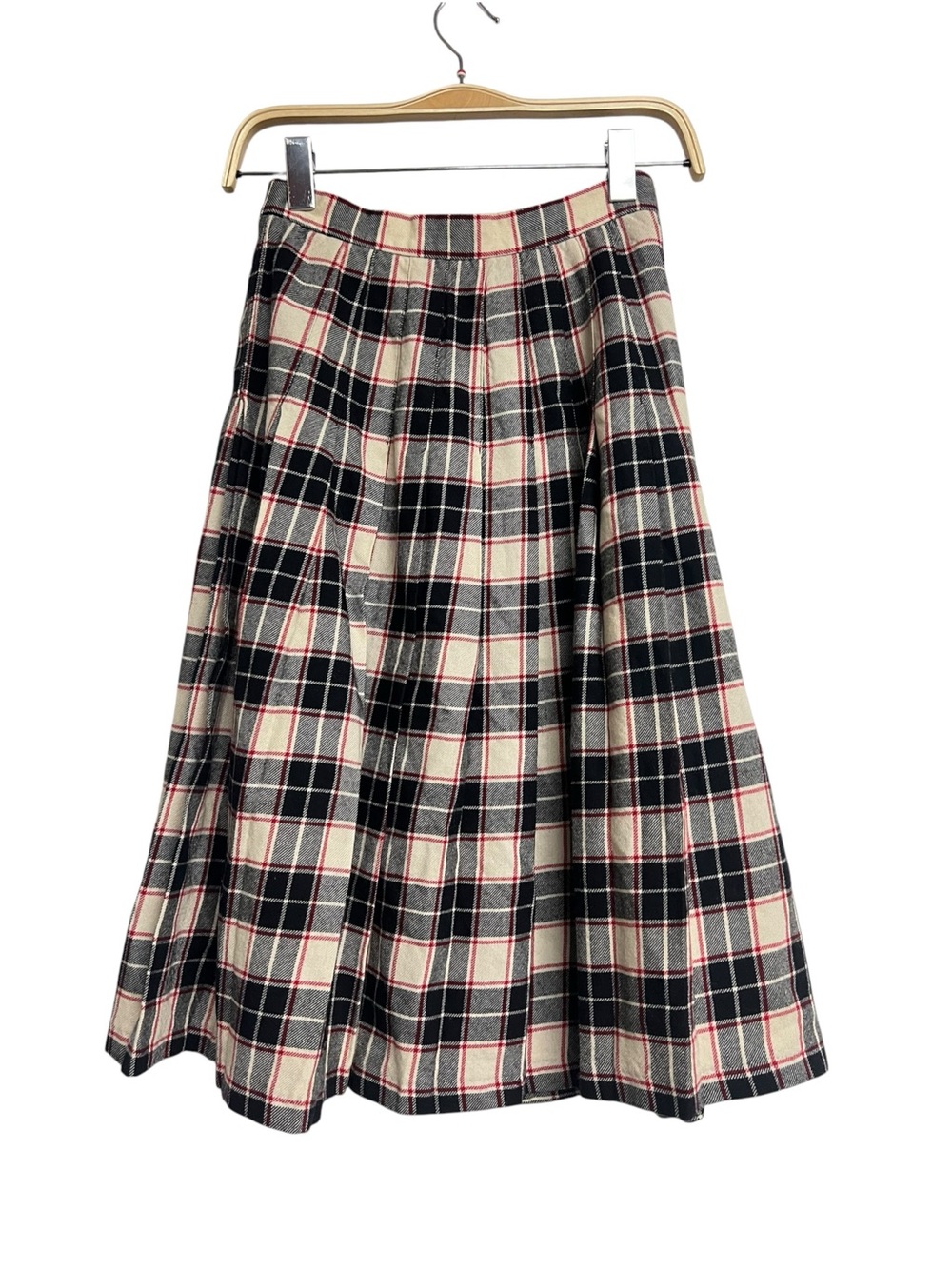 Vintage Talbots Black, Cream & Red Plaid A-Line Pure Wool Skirt Academia Preppy